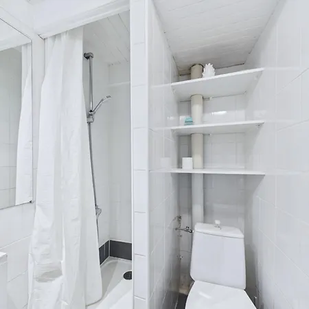 Holiday home Maison En Pierre Avec Grand Jardin Pour 4 Plouguerneau