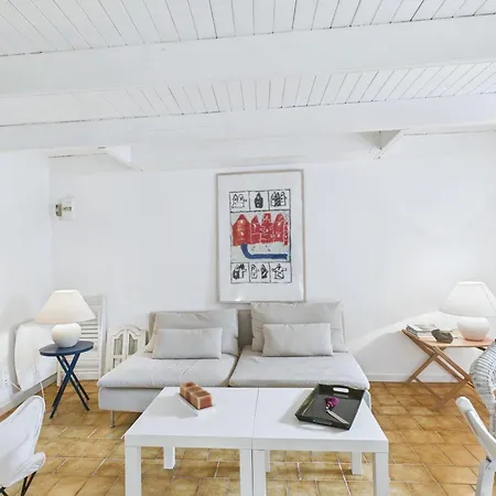 Maison En Pierre Avec Grand Jardin Pour 4